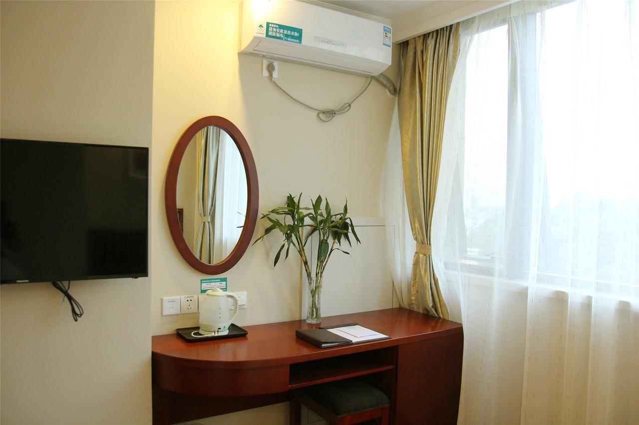 Greentree Inn Zhengzhou Xinzheng City Longhu Town Xiangyun Road Express Hotel Zewnętrze zdjęcie
