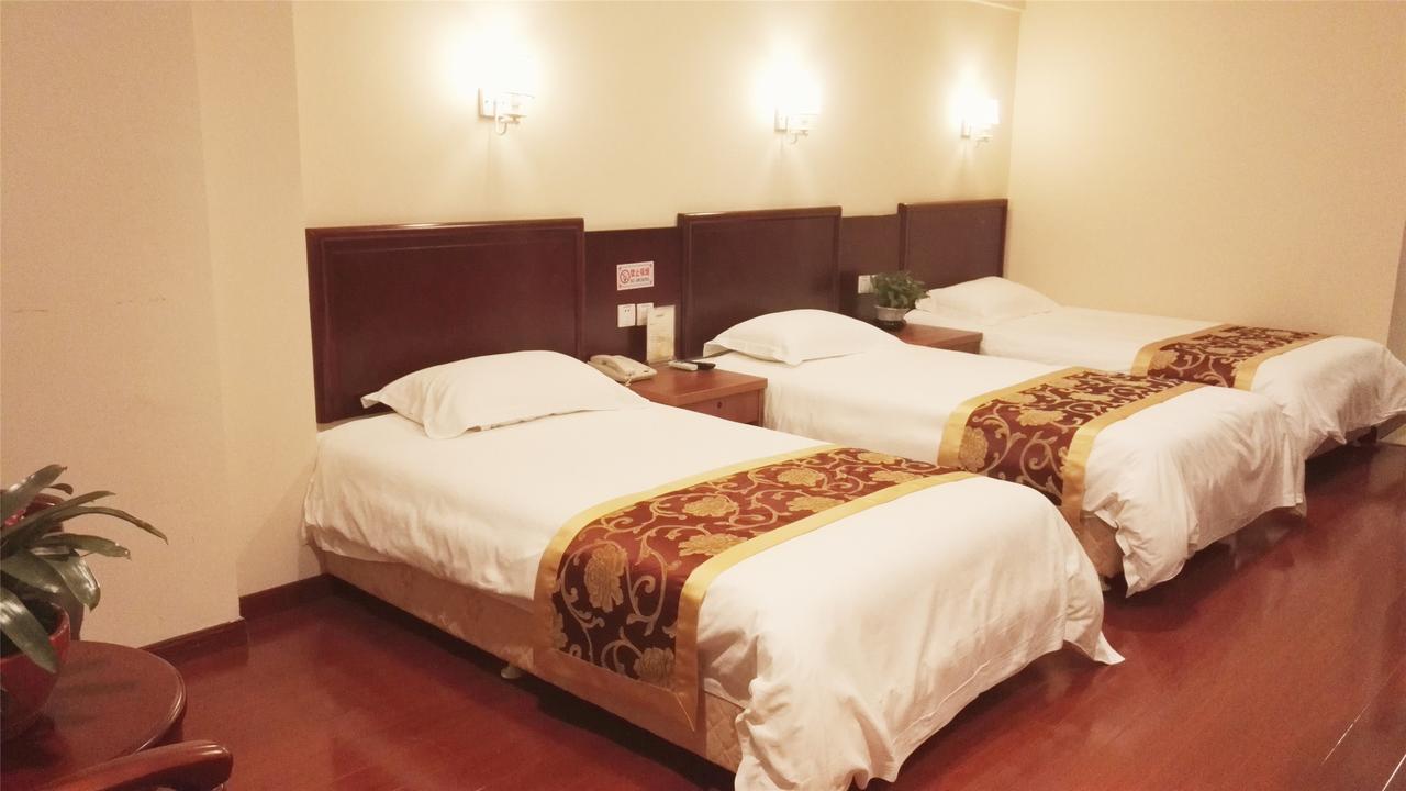 Greentree Inn Zhengzhou Xinzheng City Longhu Town Xiangyun Road Express Hotel Zewnętrze zdjęcie